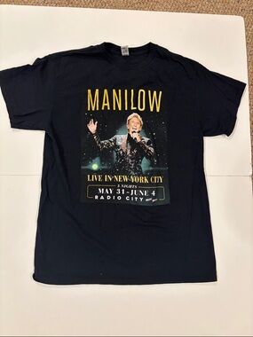 Barry Manilow Concert at Radio City Music Hall Black T‑Shirt - never worn